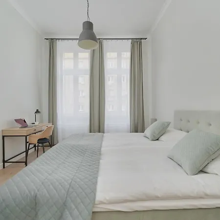 Pilsudskiego Stylish By Renters Apartment